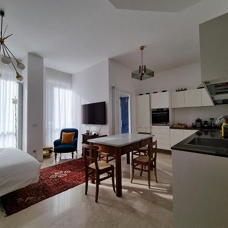 Ampio Ed Incantevole Monolocale A Citylife Milano Eksteriør billede