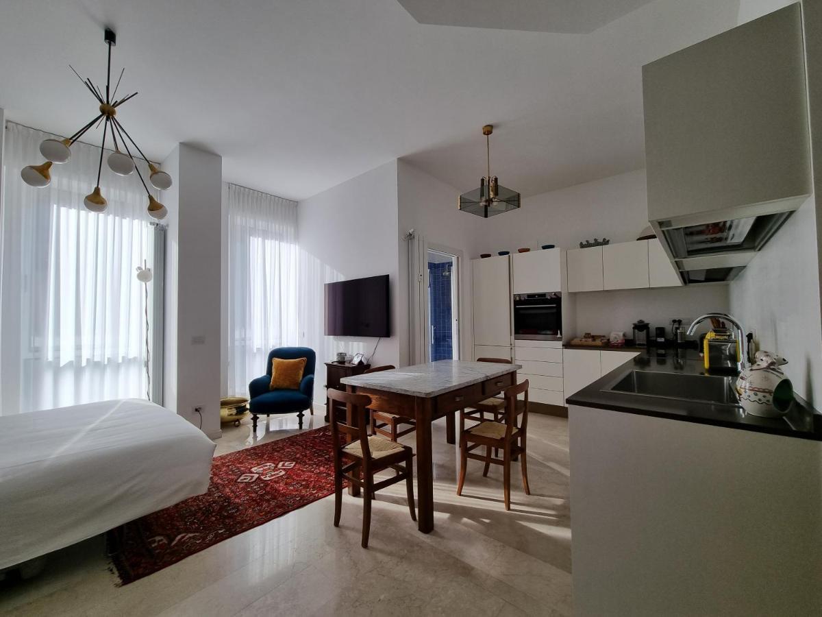 Ampio Ed Incantevole Monolocale A Citylife Milano Eksteriør billede